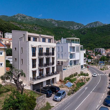 Niki Apartments Przno Светі-Стефан Екстер'єр фото
