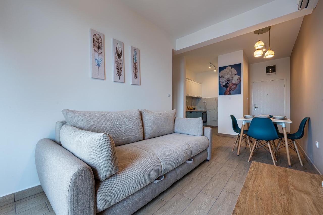 Niki Apartments Przno Светі-Стефан Екстер'єр фото