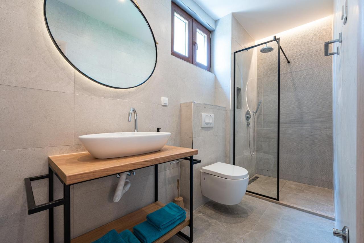 Niki Apartments Przno Светі-Стефан Екстер'єр фото