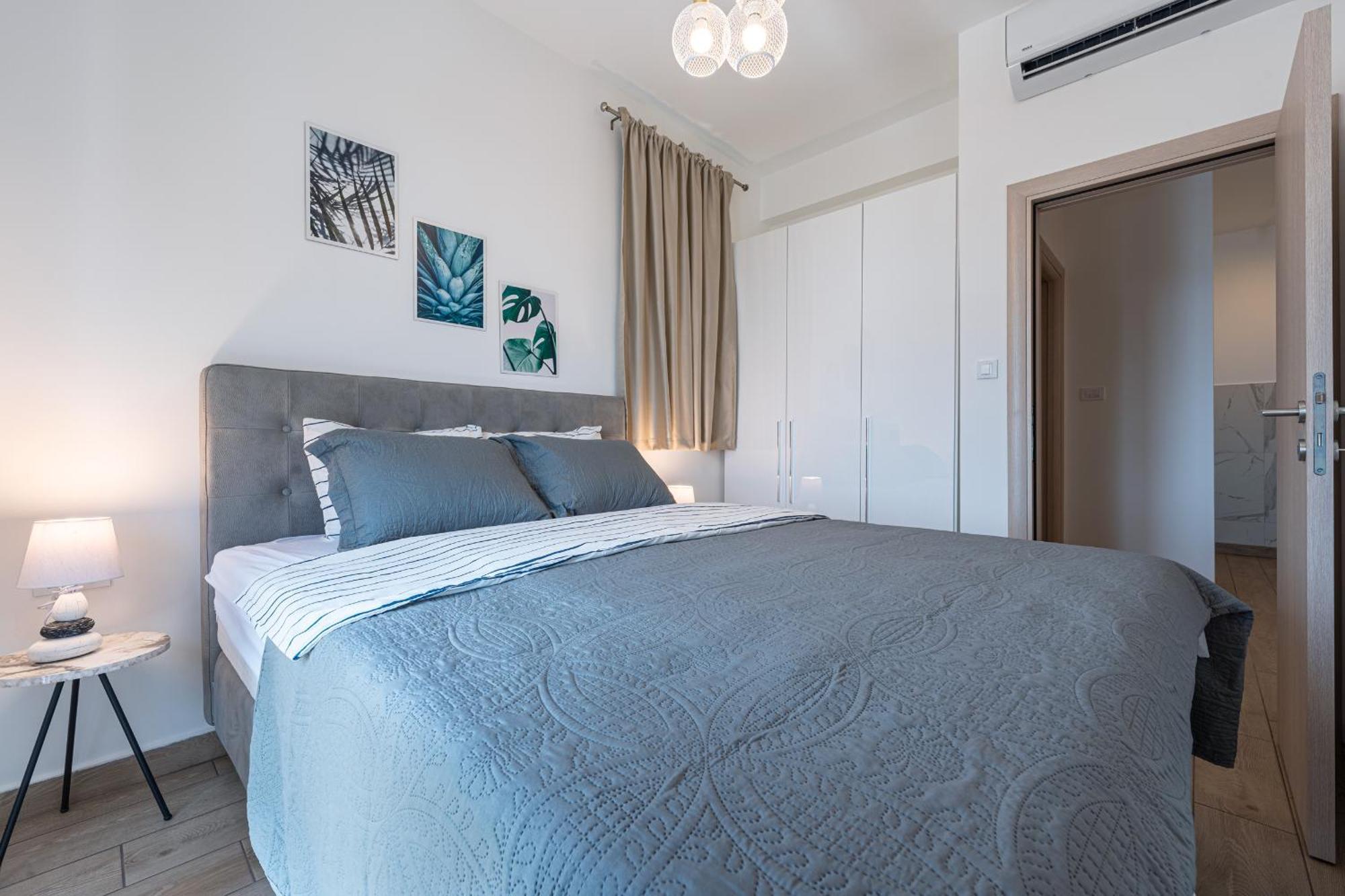 Niki Apartments Przno Светі-Стефан Екстер'єр фото