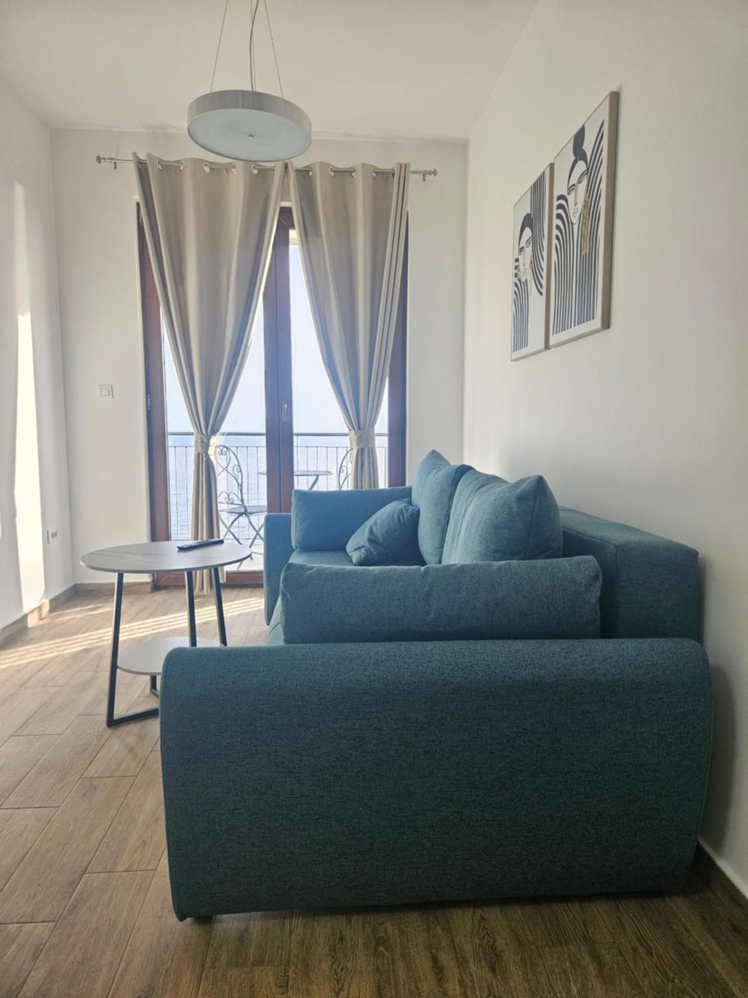 Niki Apartments Przno Светі-Стефан Екстер'єр фото